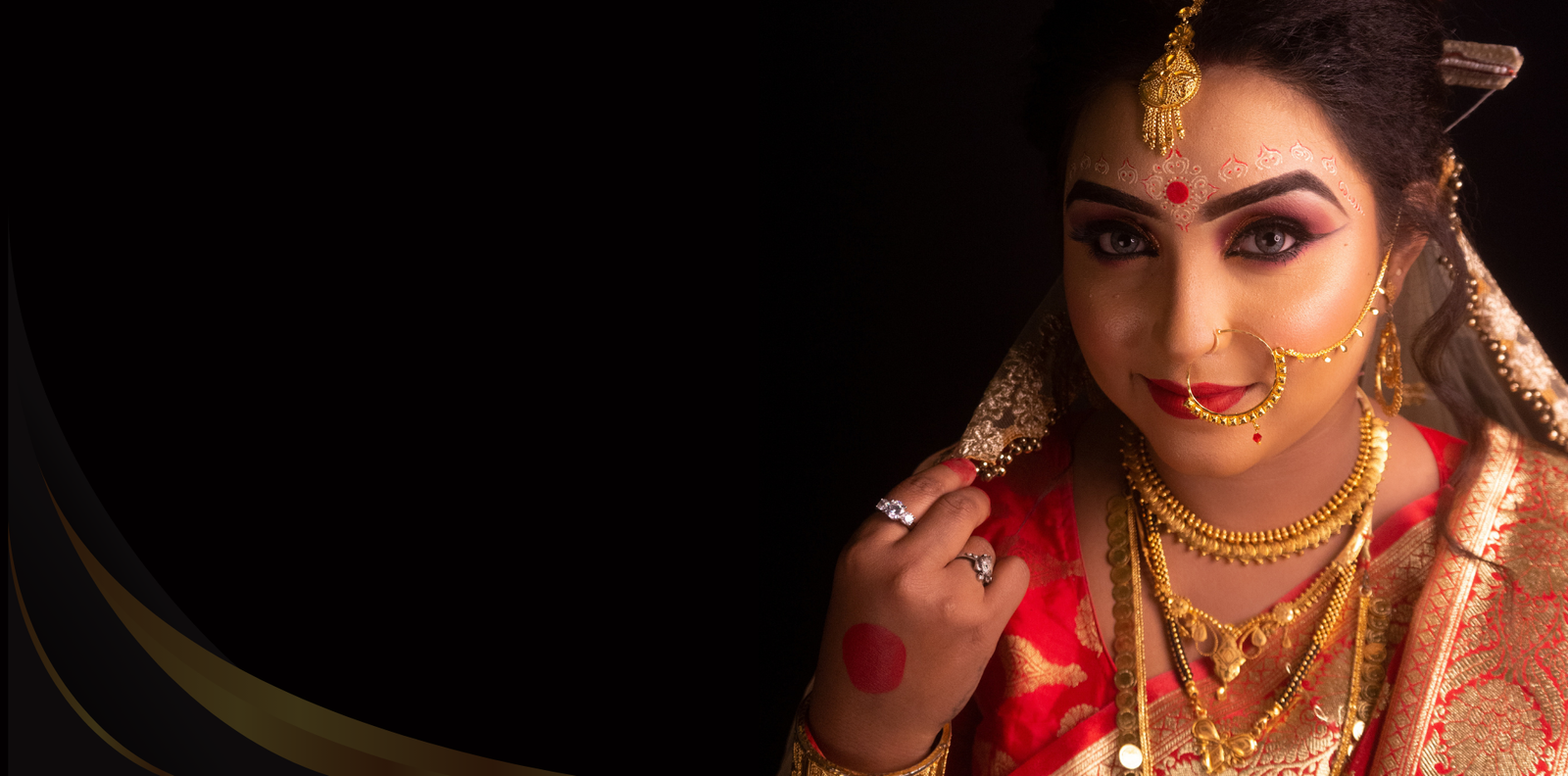 Premium gold jewellery poster 1